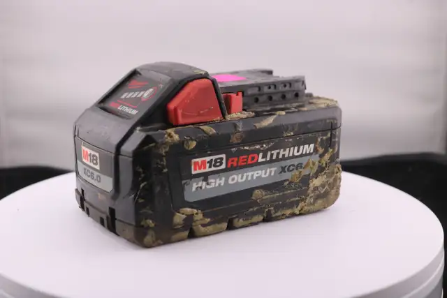 2024 Milwaukee M18 REDLITHIUM HIGH OUTPUT XC6.0 Battery (#7483)
