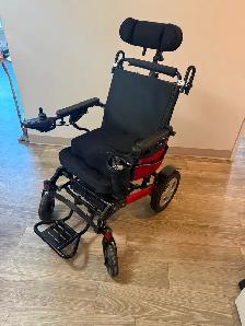Easy fold 2.0 powered wheelchair - Photo 3