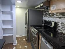 Room for Rent near Don Mills Subway & Sheppard! - Photo 5