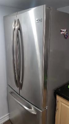Room for Rent near Don Mills Subway & Sheppard! - Photo 6