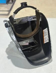 "Mastercraft" Welding Helmet (w Skull Graphics) - Photo 4