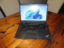 Lenovo Carbon X1 3RD gen 14' i5-5300U 256GB NVME 8GB NEW Batt