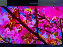 Samsung 82 inches 4K smart tv like new - Photo 4