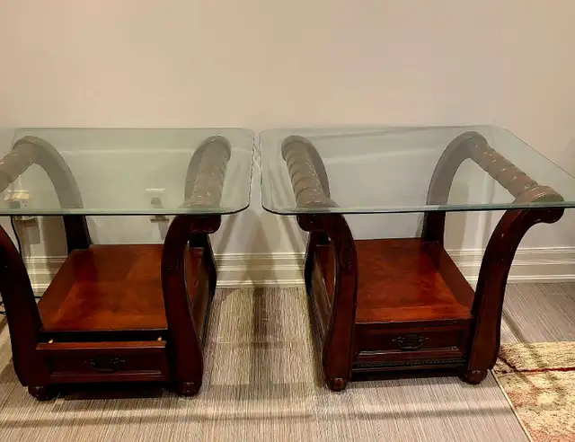 side tables,one center table $700 - Photo 3