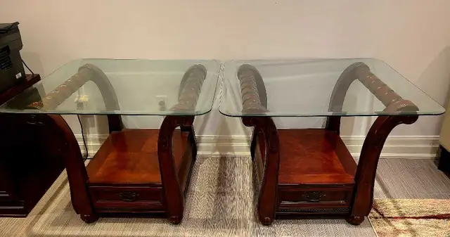 side tables,one center table $700 - Photo 6