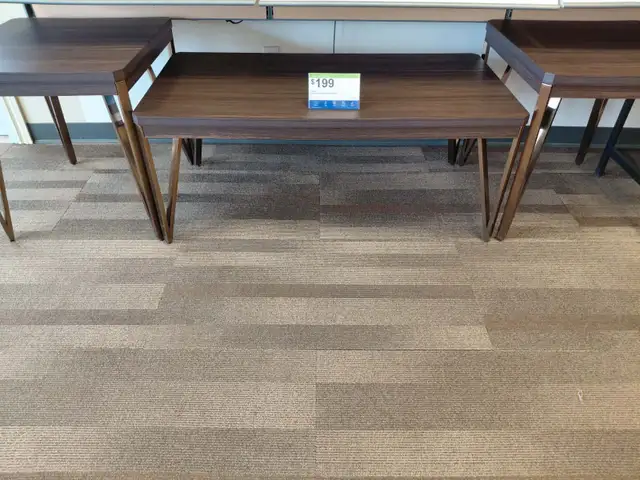 Coffee & End tables (Brown)