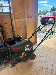 2001 Ryan Lawnaire IV Aerator & 2010 Honda GX 160 Trencher