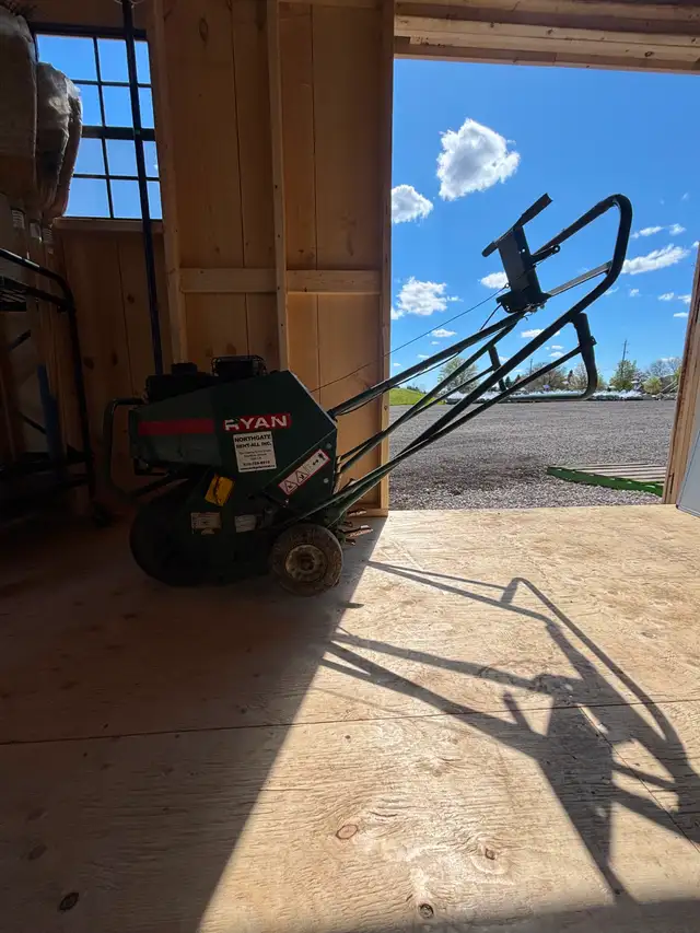 2001 Ryan Lawnaire IV Aerator & 2010 Honda GX 160 Trencher - Photo 3