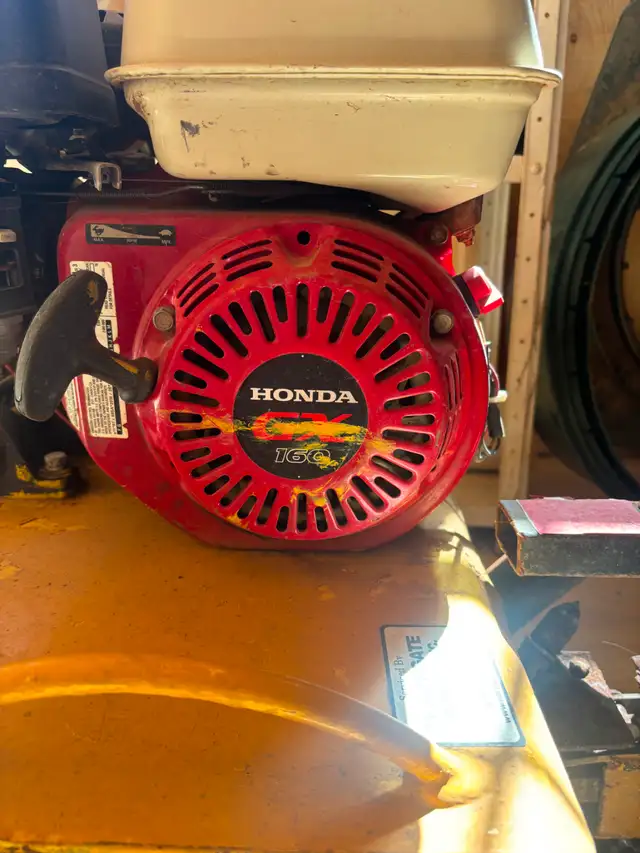 2001 Ryan Lawnaire IV Aerator & 2010 Honda GX 160 Trencher - Photo 5