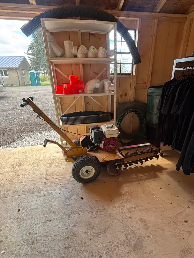 2001 Ryan Lawnaire IV Aerator & 2010 Honda GX 160 Trencher - Photo 6