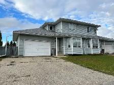 #442 - 3 Bedroom Duplex with garage $1700 Available June 1st