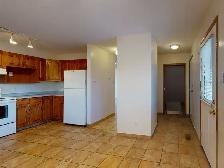#442 - 3 Bedroom Duplex with garage $1700 Available June 1st - Photo 7