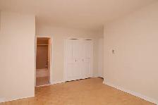 spacious 1-bed unit for rent, Westmount adj, CDN - ID 4471 - Photo 5