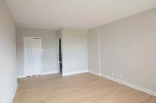 renovated 2bed,2baths for rent, July 1, Westmount adj - ID 990 - Photo 7