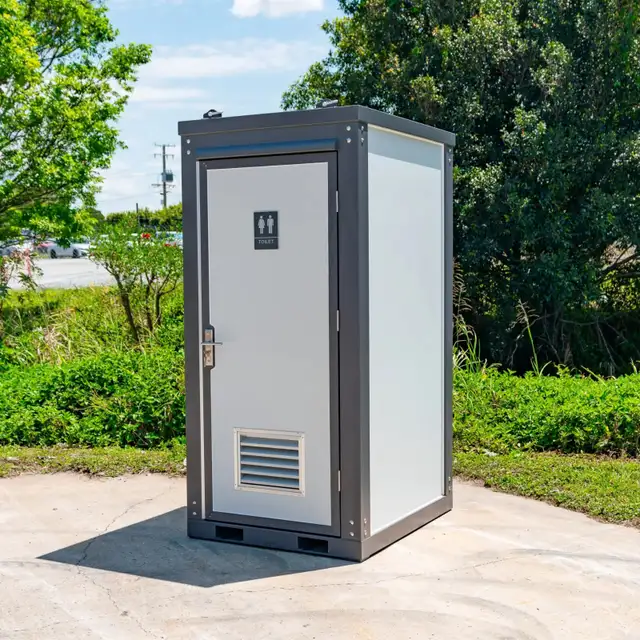 Cabine de toilette portative robuste