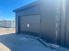 1500 SF, centrally located, garage bay for all-inclusive rent! - Photo 5