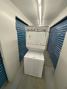 WHIRLPOOL STACKABLE MACHINE