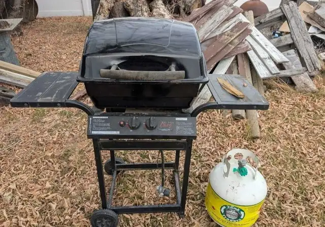 Used Master Chef Barbecue & 20 LB Propane Tank
