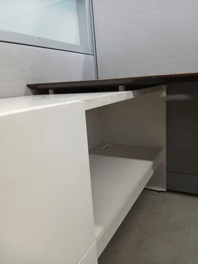 Teknion Leverage workstations 6x6x51' high $599.99 each - Photo 3