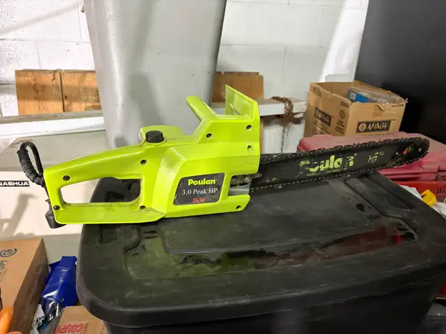 Poulan Chainsaw