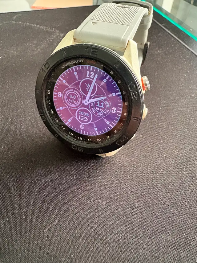 Garmin Approach S60
