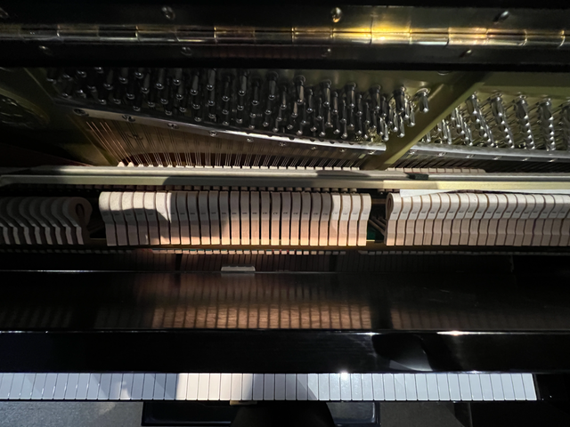 Pre-owned Yamaha U1PE Upright Piano For Sale - Photo 2