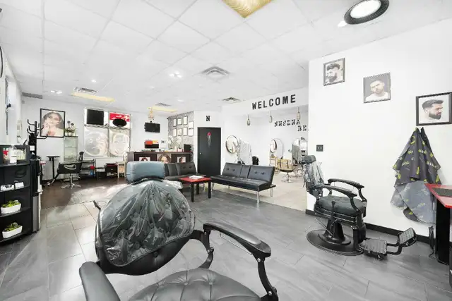 hairstyles chair for rent available immediately - Photo 4