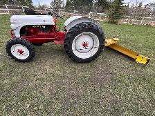 1950 Ford 8N tractor - Photo 3