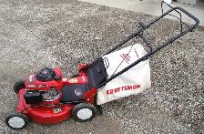 CRAFTSMAN SELF PROPELLED GAS LAWNMOWER