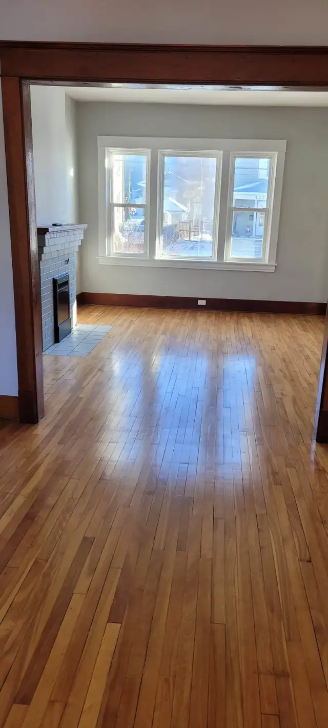 CENTRALLY LOCATED CHARACTER HOME - Photo 5