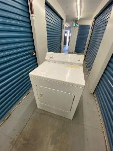WHITE ELECTRIC DRYER - Photo 2