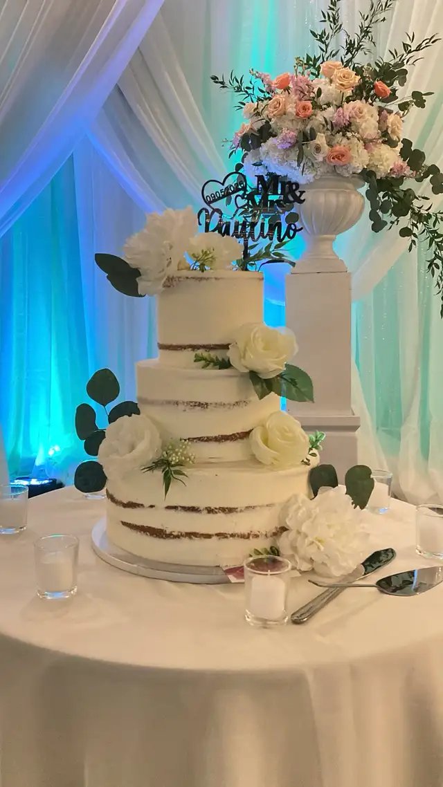 Custom Cakes, wedding cakes GTA - Photo 3