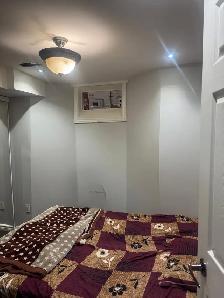2 Bedroom Basement Apartment - Photo 4