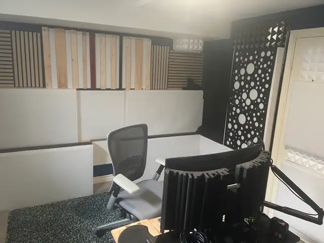 RECORDING STUDIO
