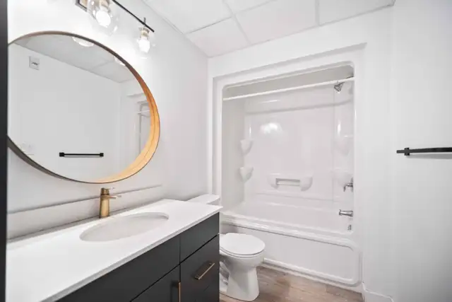 LUXURY 2 Bedroom Apartment! With Fitness Centre! - Photo 6
