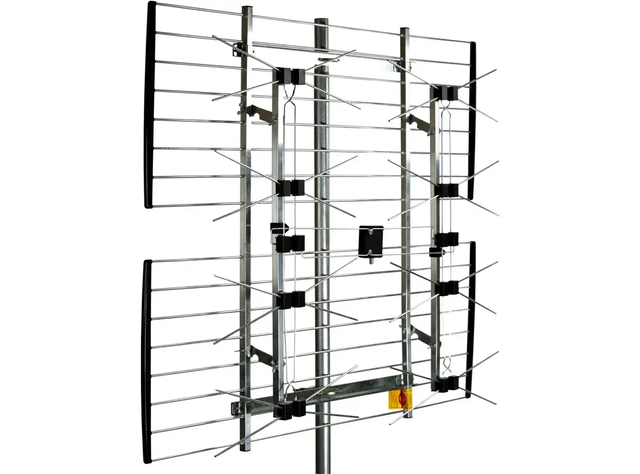HDTV ANTENNAS for sale at Wintronic Computers Plus in WELLAND - Photo 4