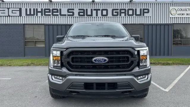 2022 Ford F-150 XLT FX4 - Photo 2
