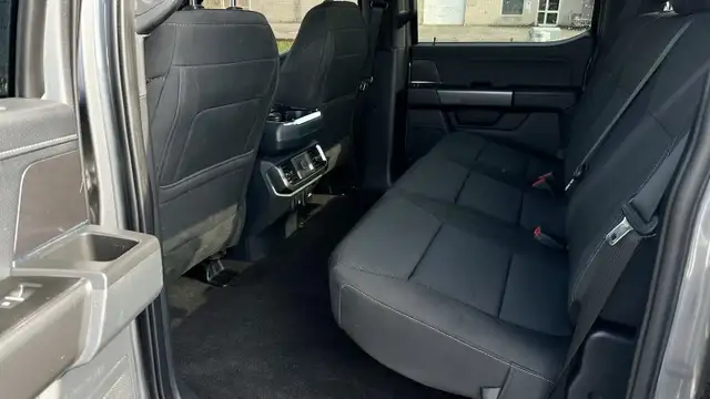 2022 Ford F-150 XLT FX4 - Photo 8