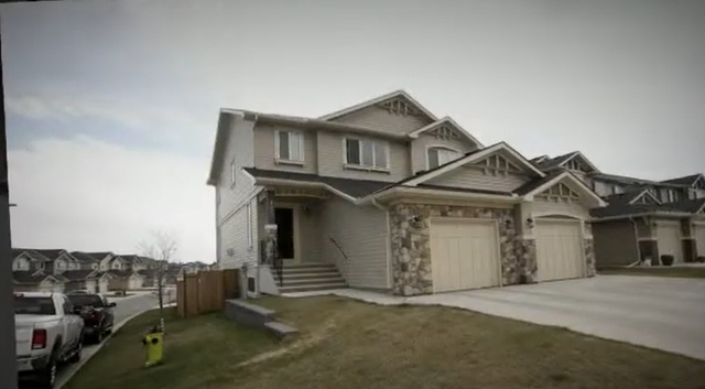 Rent: Semi-Detached Walkout Home in New Brighton ,