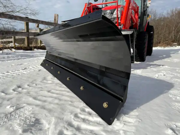 Lame de chasse-neige en acier de 2,13 m pour tracteur