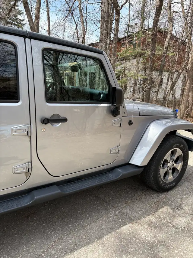 2018 JEEP WRANGLER UNLIMITED SAHARA - Photo 2