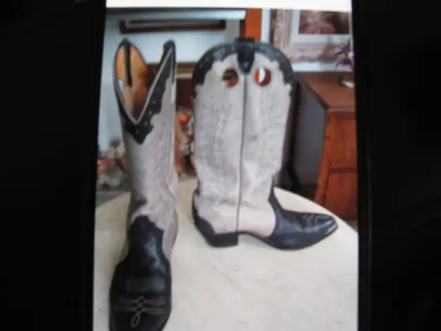 Boulet Western boots for sale excellent condition 9eee - Photo 2
