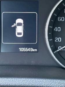 Hyundai Elantra - Photo 5