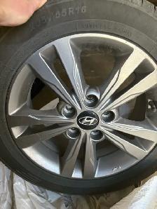 Hyundai Elantra - Photo 7
