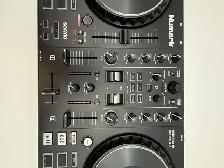 Numark Mixtrack Platinum FX 4-Deck DJ Controller for Serato DJ - Photo 6