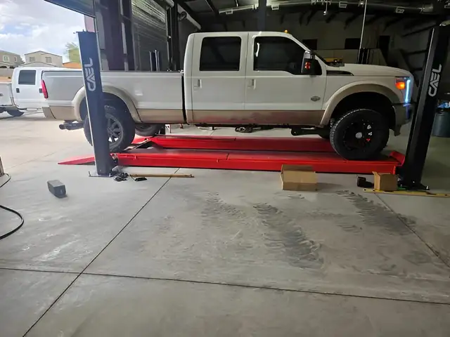 CAEL 4-Post Hoist Alignment Service Lift – Certified - Photo 5