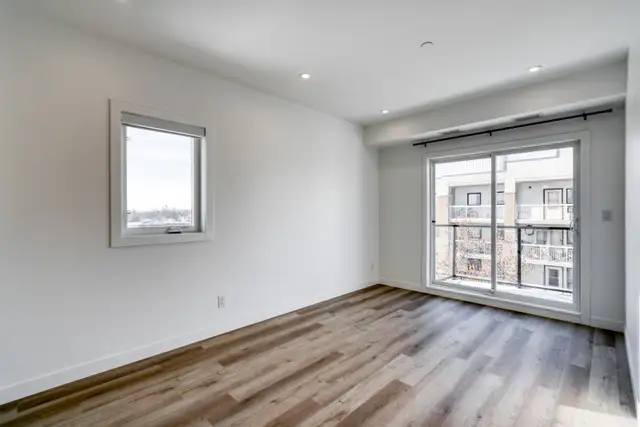 LUXURY 2 Bed 2 Bath Apartment! Move In Ready! - Photo 10