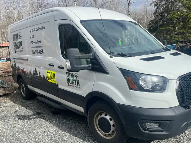 2021 Ford Transit RWD - Photo 2