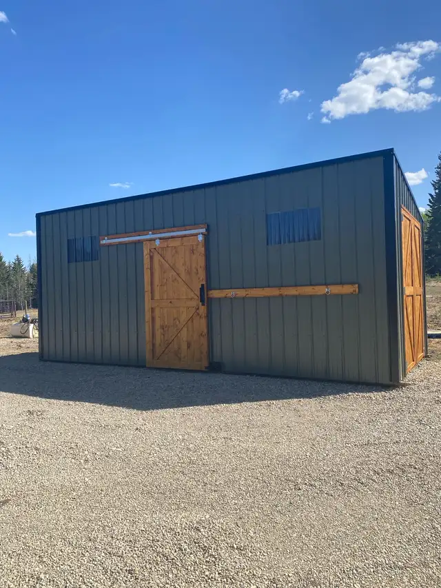mini barns / horse shelters - Photo 2