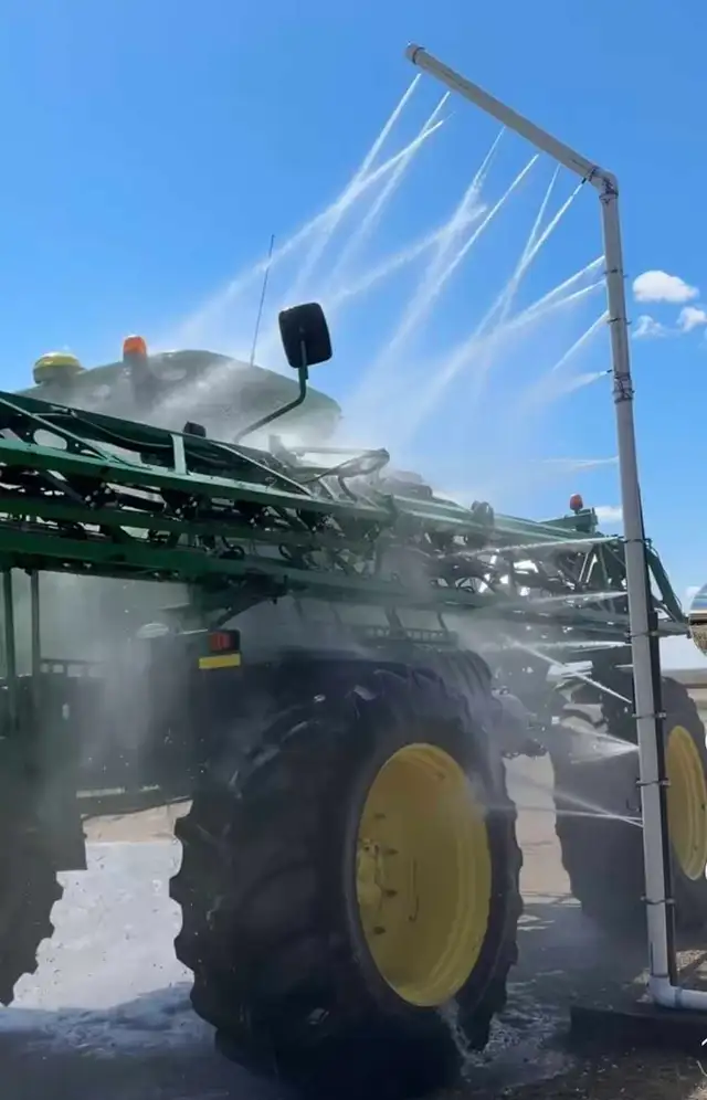 SPRAY water  -speed tank with wash bar( 63,000L)